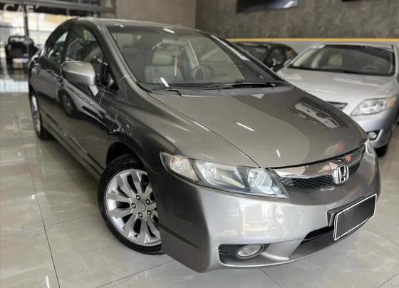 HONDA CIVIC 1.8 LXL 16V FLEX 4P MANUAL HONDA CIVIC 1.8 LXL 16V FLEX 4P MANUAL